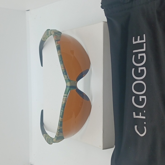 NWT MEN'S C.F.GOOGLE SUNGLASSES - Picture 1 of 3
